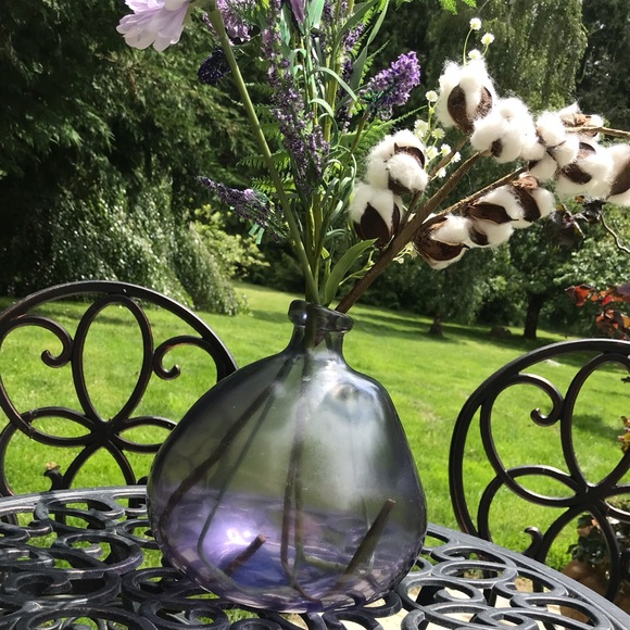 Lilac askew bulbous recycled glass handmade vase - Picture 12 of 13